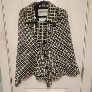 Beth Bowley Black and Cream Checkered Cape